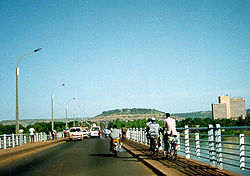 Ponte di Bamako che attraversa il fiume Niger