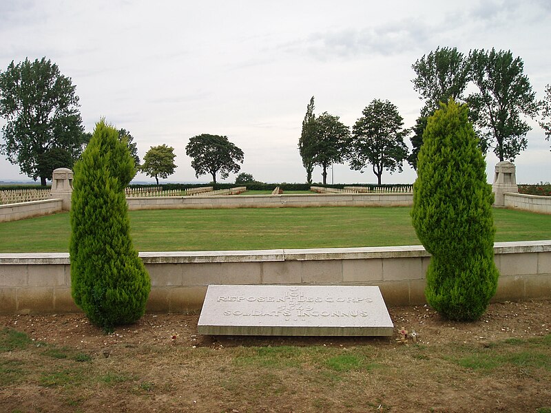 File:Mass grave for the missing at Notre Dame de Lorette (September 2010).JPG