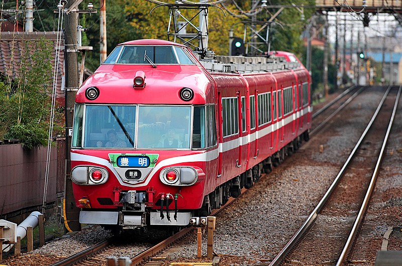 File:Meitetsu 7000 Series EMU 048.JPG