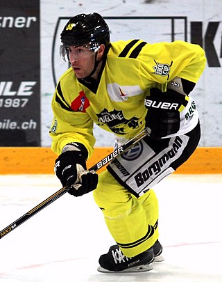 <span class="mw-page-title-main">Mike Little (ice hockey)</span> American ice hockey player