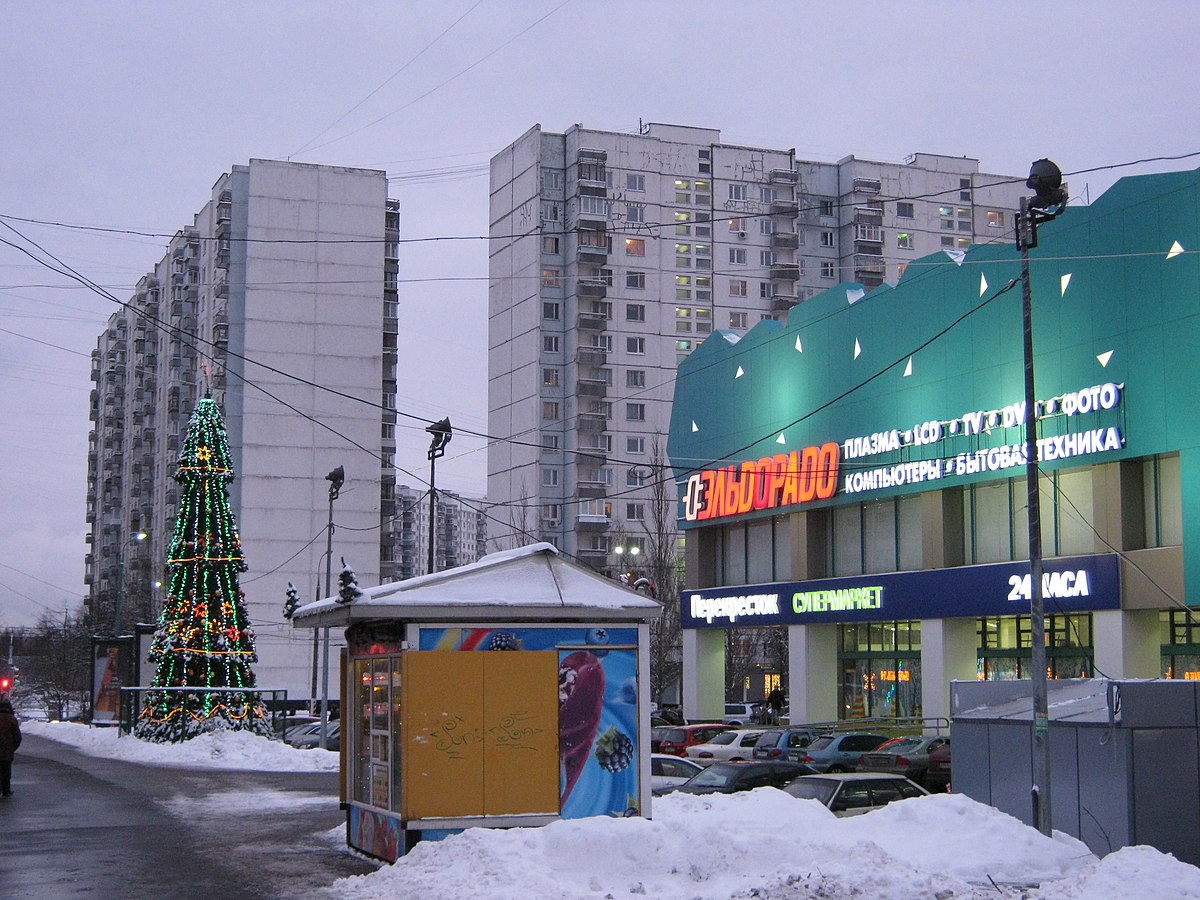 Файл:Moscow Yasenevo Litovsky boulevard.jpg — Википедия