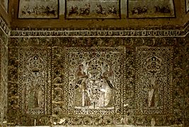 ラージ・マハル内部には数々の美しい壁画が残されている。