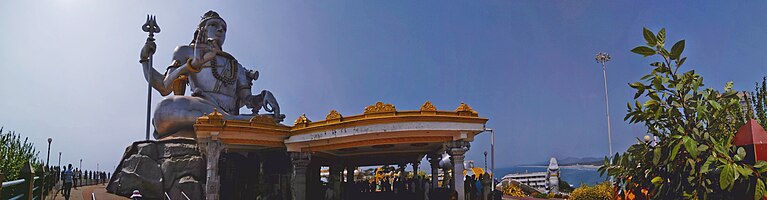 Panoramatický pohled na Murudeshwar.