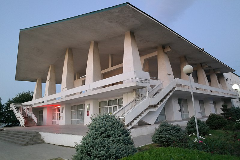 File:Mus-dram theatre 4.jpg