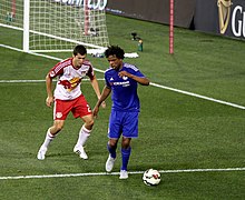 Ouimette with New York Red Bulls in 2015 NYRB-Chelsea (3).jpg