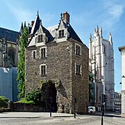 Nantes - Porte Saint-Pierre 02