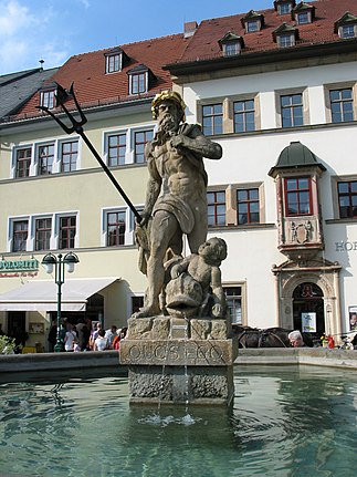 Neptune Fountain in the Weimar Marketplace Neptun-Brunnen auf dem Marktplatz1.jpg