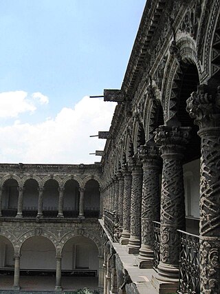 Columnas del Ex Convento de la Merced