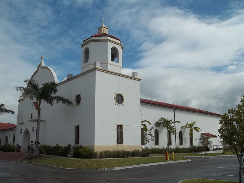 File:Pahokee FL new St Marys Catholic Church02.jpg