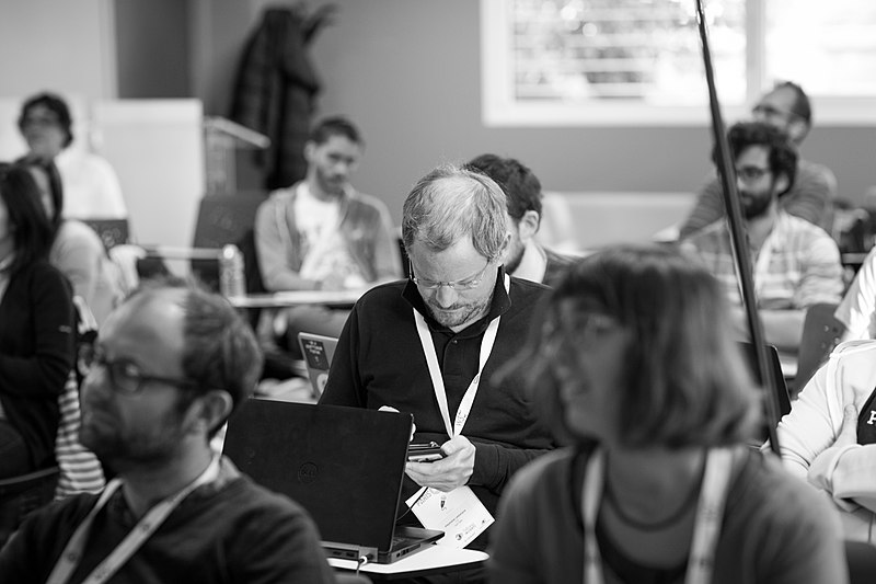 File:Paris Web 2017 - les ateliers (37079347333).jpg