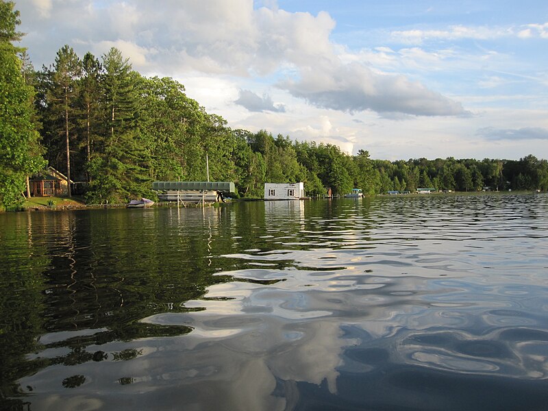 File:Pelican Lake Fishing 7-3-2009.jpg