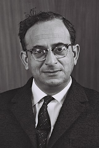 <span class="mw-page-title-main">Yitzhak Navon</span> Israeli politician (1921–2015)