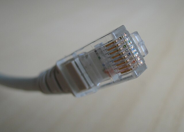 Le câble Ethernet RJ45, information et schéma de câblage