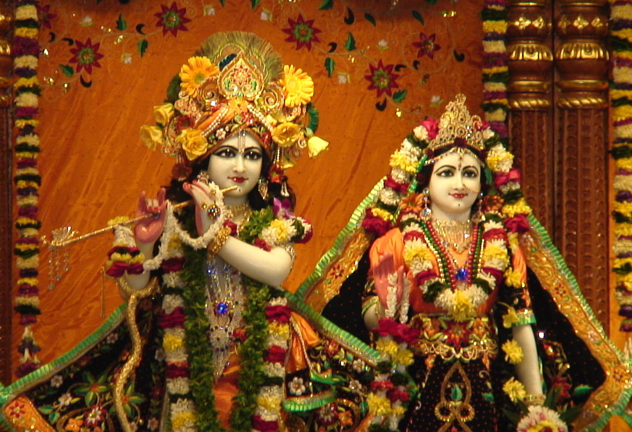 File:Radha Krishna ISKCON Tirupati.JPG - Wikimedia Commons