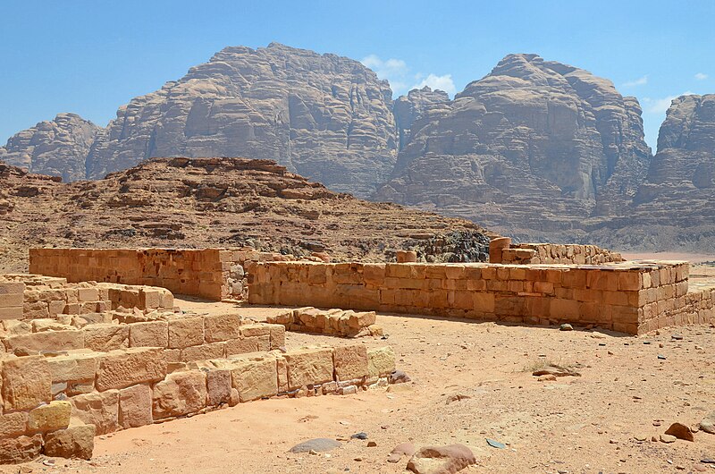 File:Remains of a Nabataean temple, Wadi Rum, Jordan (33808371790).jpg