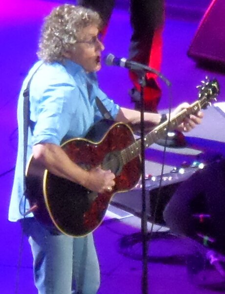 Daltrey with the Who at the Manchester Arena, 2014