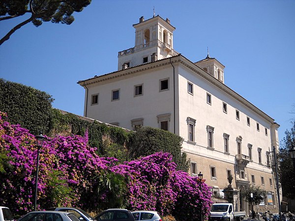 In the 1960s and 70s he lived at, and restored, the Villa de Medici while director of the French Academy in Rome