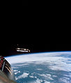 Gemini 8 sa blíži k raketovému stupňu Agena