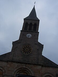 Ang Simbahan sa Saint-Bonnet-de-Joux