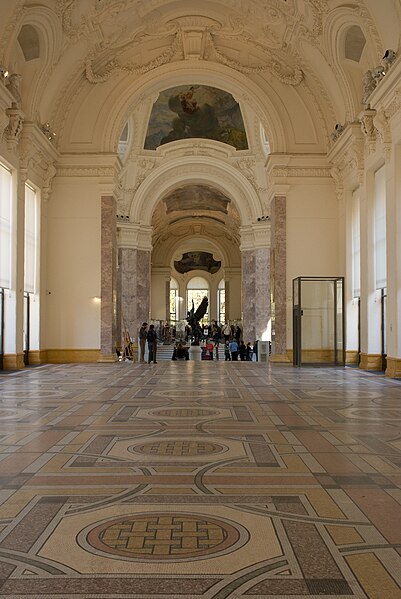 File:September 21, 2008 Petit palais.jpg