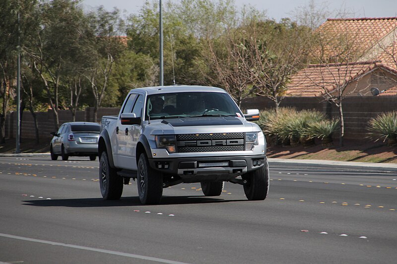 File:Silver Ford F-150 SVT Raptor on W Lone Mountain Rd.jpg