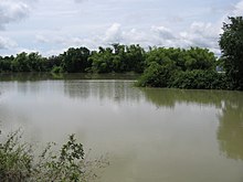 Small Lake in Serei Saophoan District Banteay Meanchey.jpg
