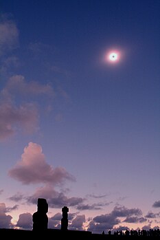 Solar eclipse of July 11, 2010 at Tahai site near Hanga Roa. JCMerlin 6.458 out of 10, SD 2.491