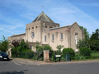 <span class="mw-page-title-main">St Mark's, Teddington</span> Church in London, England