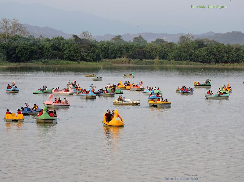 File:Sukhna Lake Chandigarh, India.jpg