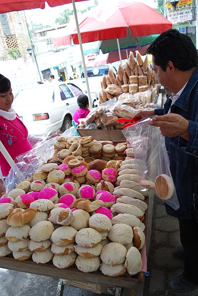 File:SweetBreadsPapantla.JPG