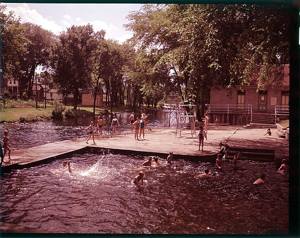 Image: Swimming pool in Perth, Canada (1952)