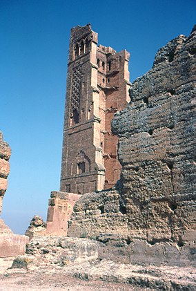 Tlemcen, Alžírsko - Zřícenina Mansoura.jpg