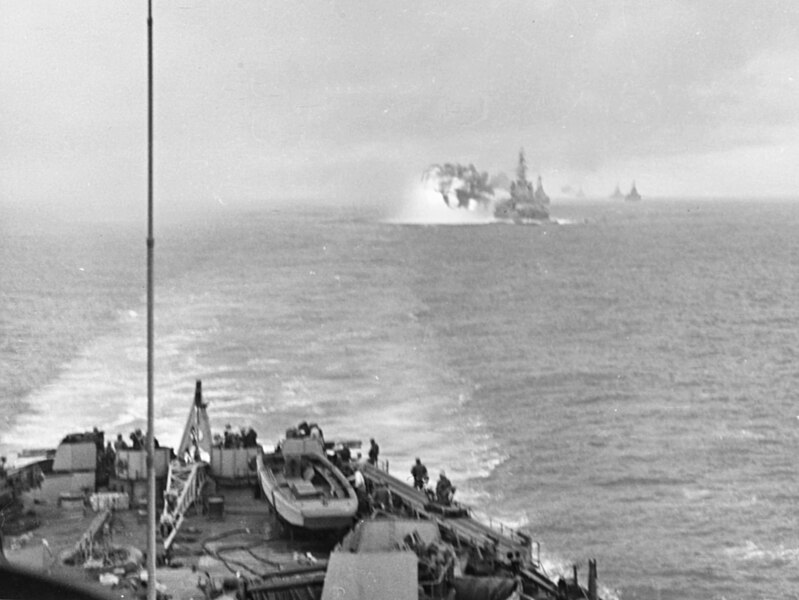 File:USS Massachusetts (BB-59) opens fire on Kaimaishi on 9 August 1945 (80-G-339333).jpg