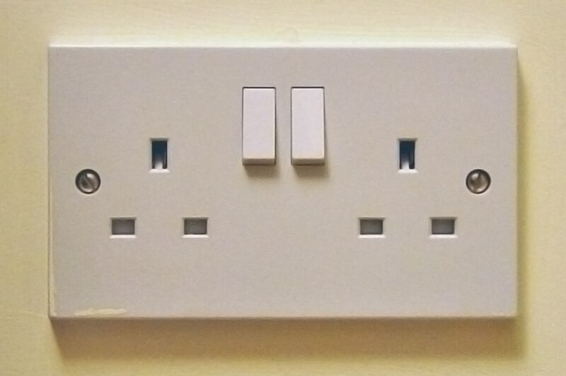 File:Uk 13a double socket.jpg