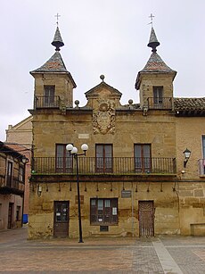 Antiga Casa d'a Villa de Valderas, hue Correus