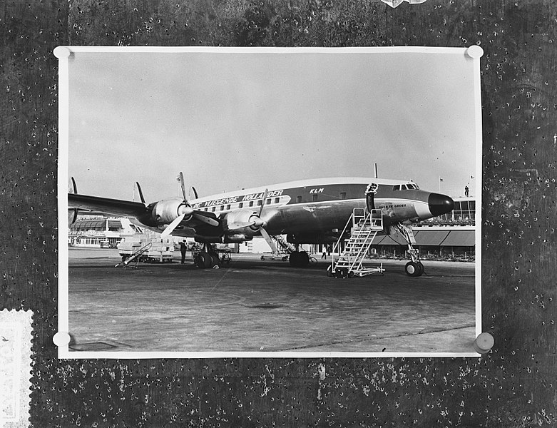 File:Vermiste KLM super constellation Hugo de Groot, Bestanddeelnr 909-7792.jpg