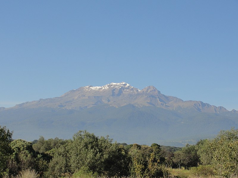 File:Volcan Iztaccíhuatl.JPG