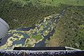 Vue aérienne sur une rivière bigarrée de la vallée du Grand Rift. (23185736971).jpg