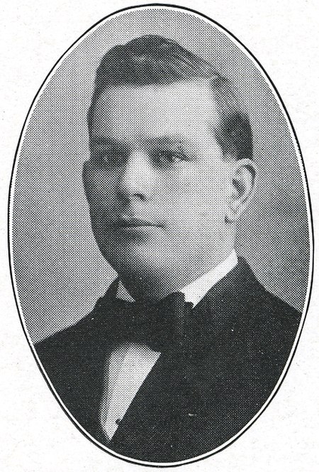 Walter C. Winslow 1910.jpg