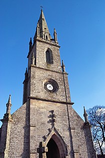 Die kerk van Saint-Pierre-et-Saint-Jean-Baptiste in Guéhenno