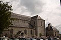 Fouesnant : l'église paroissiale Saint-Pierre-et-Saint-Paul, vue extérieure, l'un des côtés