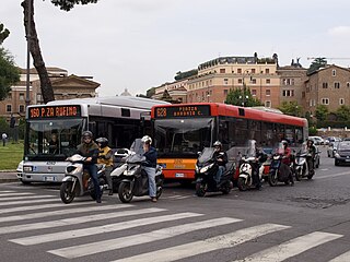 <span class="mw-page-title-main">Transport in Rome</span> Roman public transit