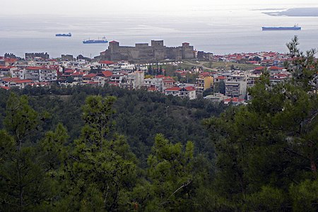 Επταπύργιο - panoramio.jpg