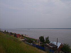 Изглед към река Лена от Покровск.