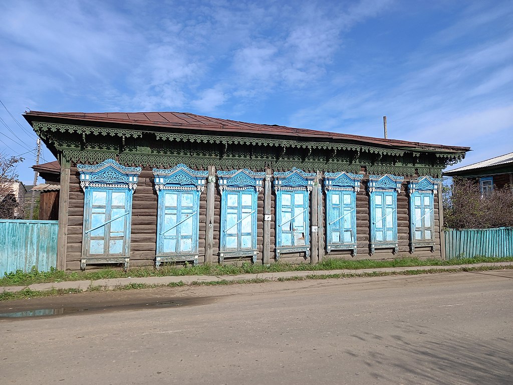 Файл:Дом жилой, улица Луначарского, 184, Сретенск, Сретенский район,  Забайкальский край.jpg — Путеводитель Викигид Wikivoyage