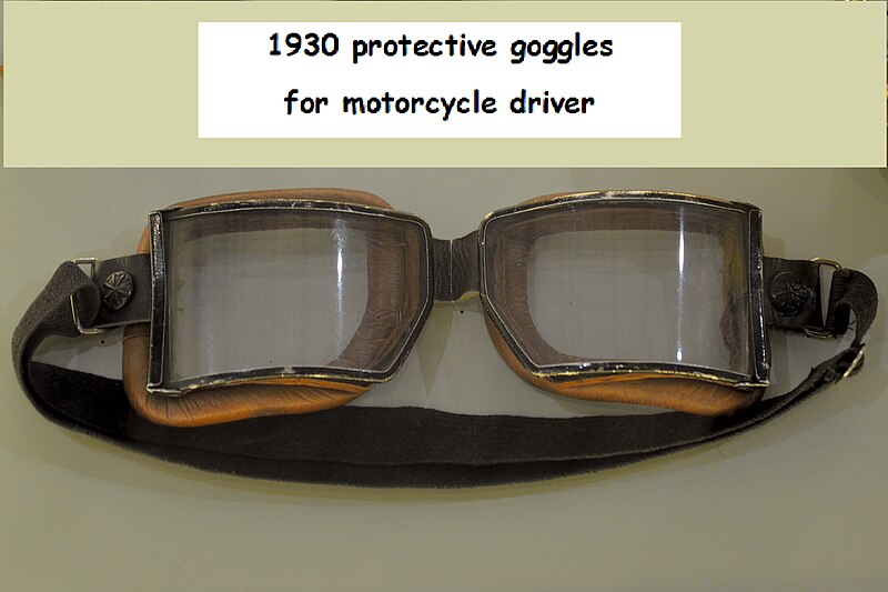 File:1930 motorist protective goggles.jpg