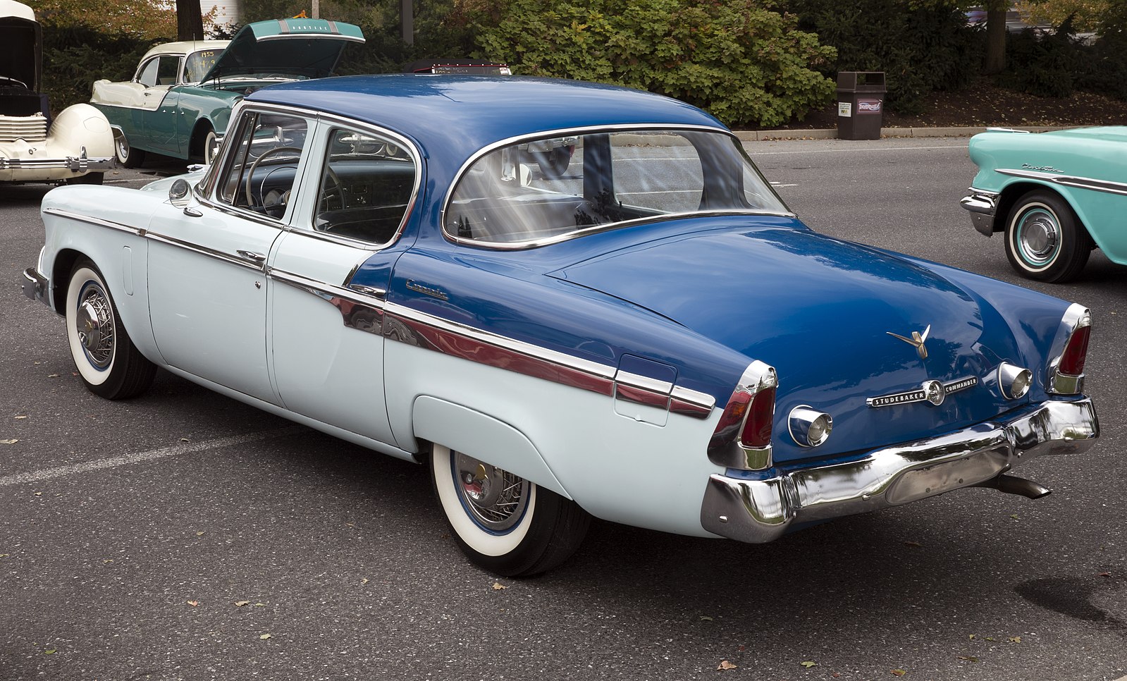 1953 Renault sedan