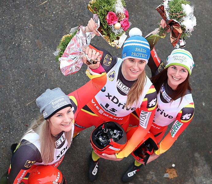 File:2018-11-25 Women's Sprint World Cup at 2018-19 Luge World Cup in Igls by Sandro Halank–185.jpg