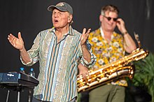 Johnston with the Beach Boys in 2019 2019 The Beach Boys - by 2eight - DSC4788.jpg