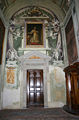 Uscita verso la Cappella dell'Immacolata / Exit to the Chapel of the Immaculate.